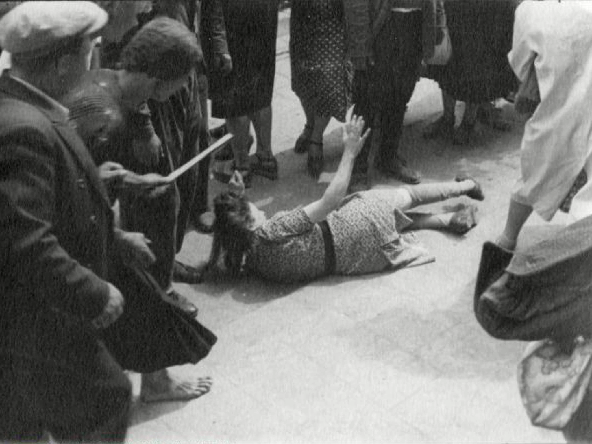 Násilí davu během lvovského pogromu v roce 1941
